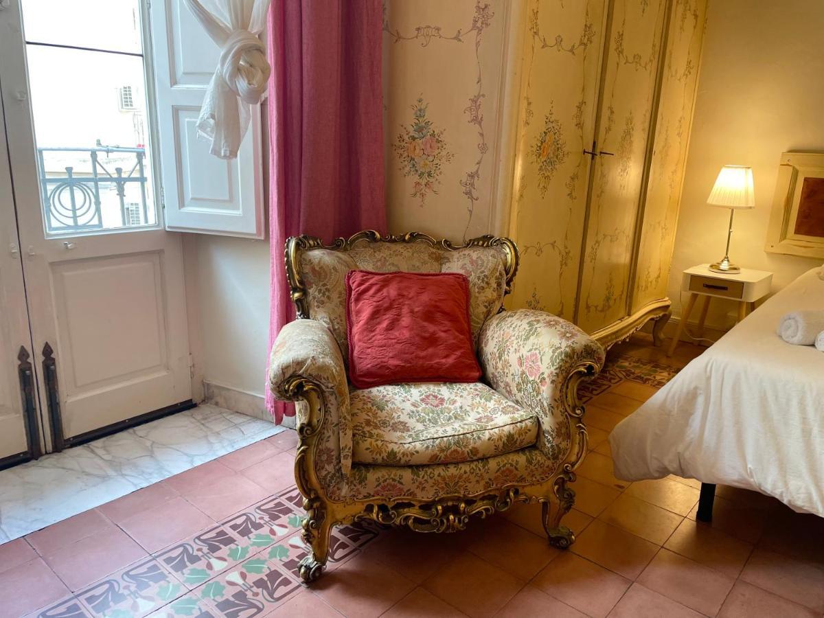 Montello Guest House & Apartment Κατάνια Εξωτερικό φωτογραφία